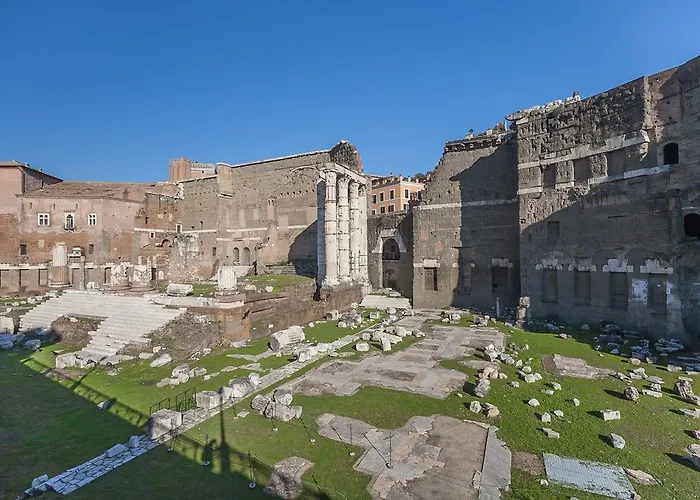 M Empire بيت للعطل روما