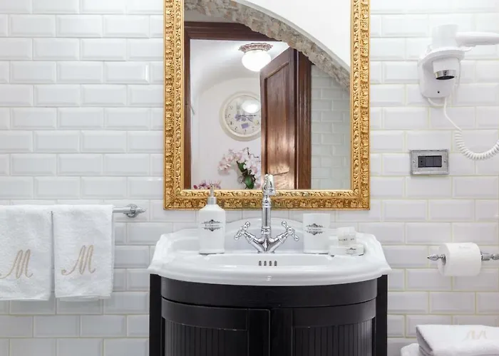 M Empire بيت للعطل *