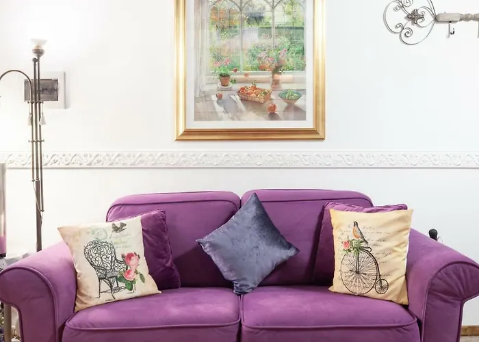 度假居 M帝国度假屋 *